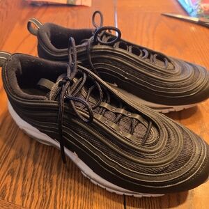 Nike Airmax 97 White and Black Athletic Shoes. Size 9.5